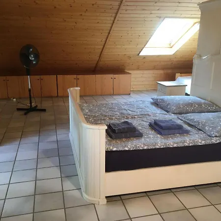 Casa Alfredo Homestay *